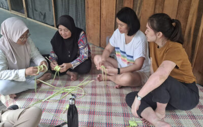 Women, Yellow Tree x Tengah Island Conservation
